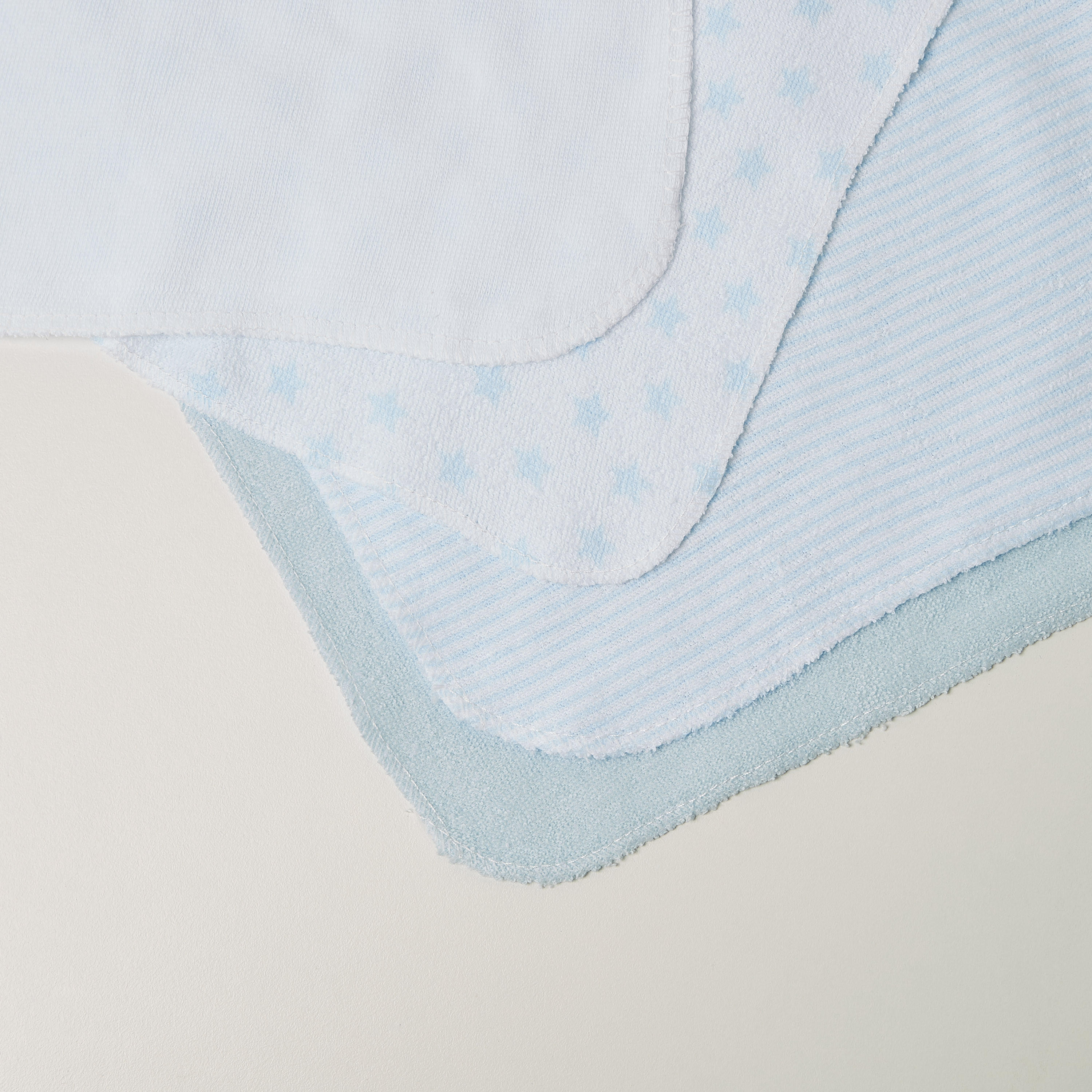 مناشف بارزة الملمس من جونيورز - طقم من 10 قطع-baby-bathandcare-towels-image-2