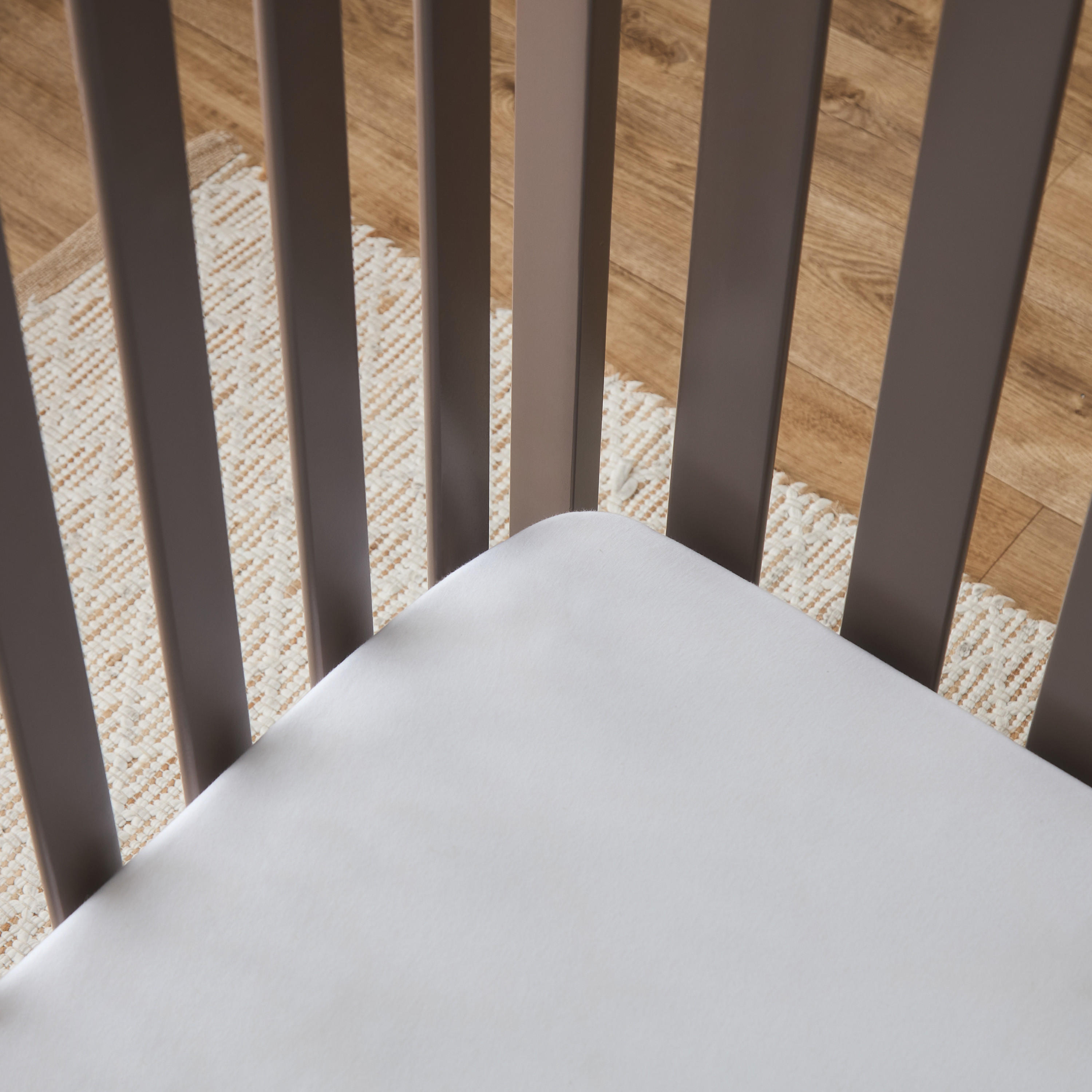 سرير أطفال قابل للتحويل 3 في 1 أدريان من جونيورز - (حتى 6 سنوات)-baby-nursery-furniture-cribsandbeds-babycribs-image-8