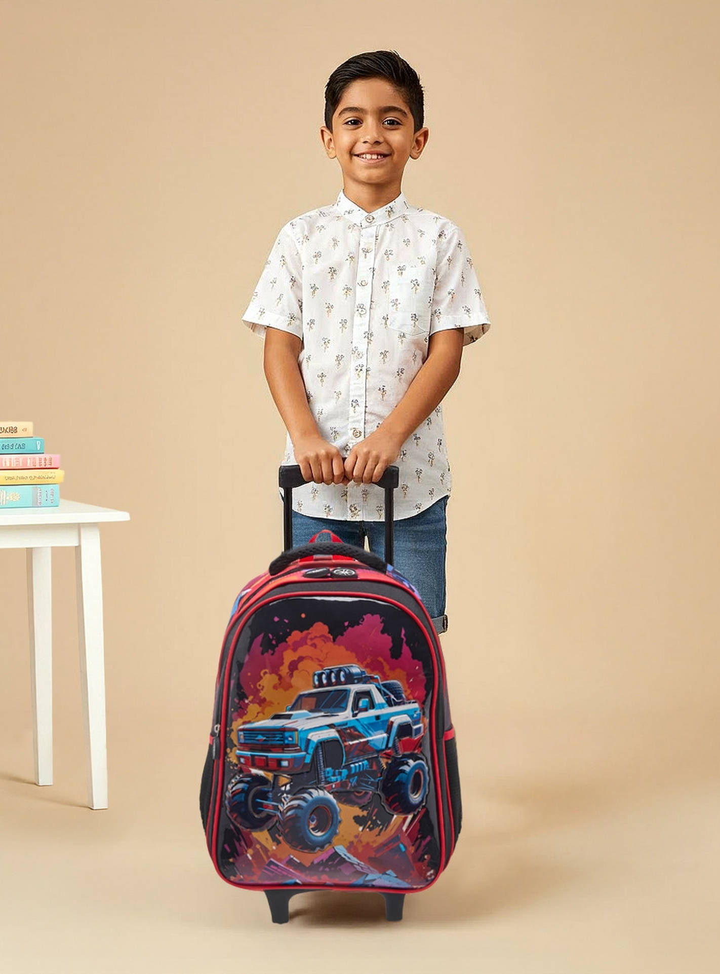 Juniors Vehicles 3-Piece School Trolley Bag Set for Boys 5-8 Years with Lunch Bag and Pencil Pouch -school-bagsandbackpacks-trolleybags-image-3
