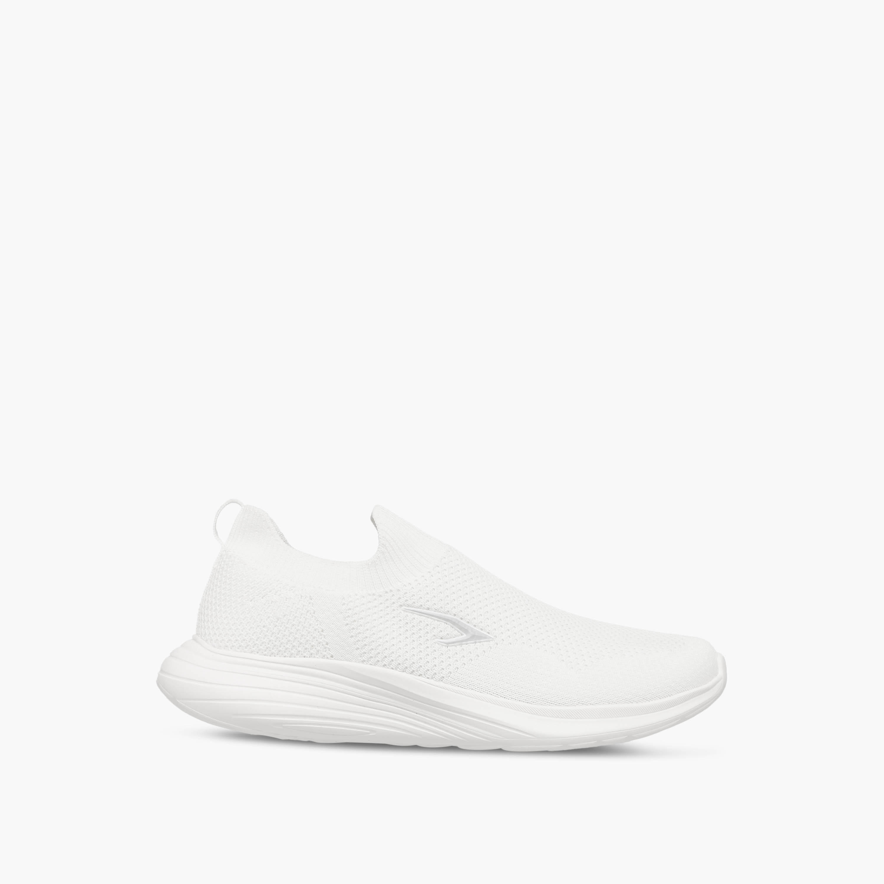 حذاء رياضي سهل الارتداء بحافة جورب ولسان سحب من داش-women-shoes-sneakers-image-5