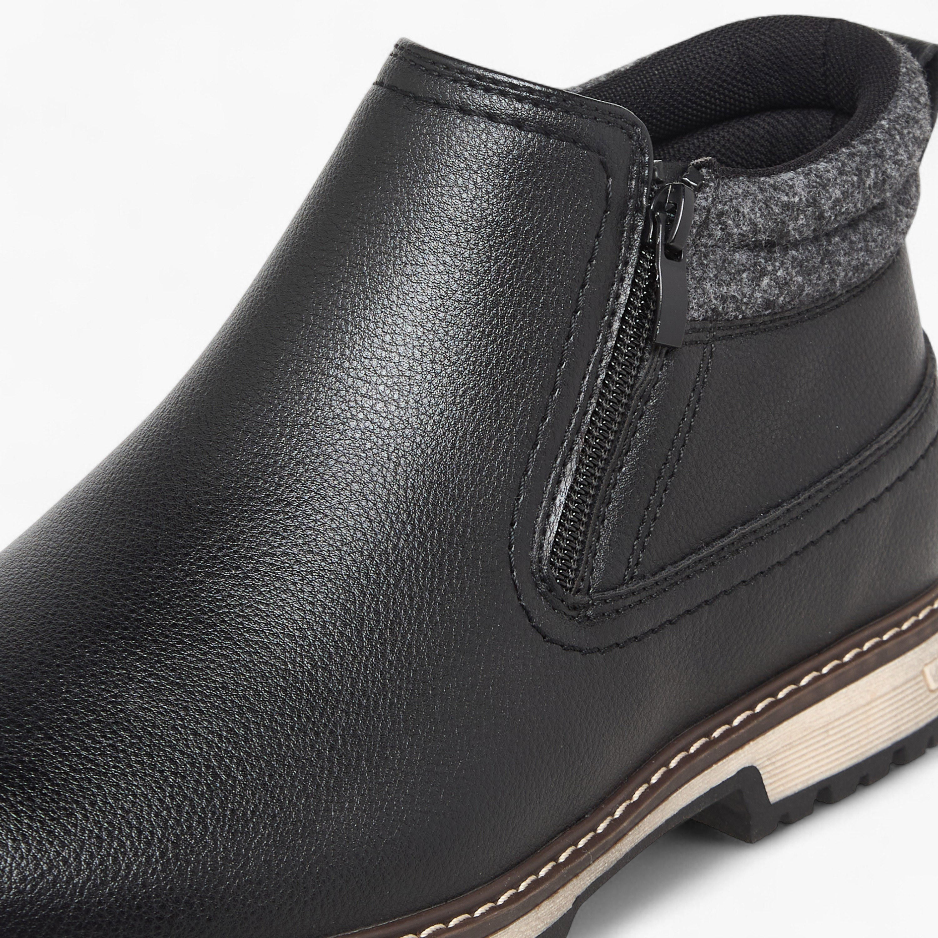 بوت متعدد التصاميم بطول الكاحل للرجال من إل بي إل من شو إكسبريس-men-shoes-boots-image-5