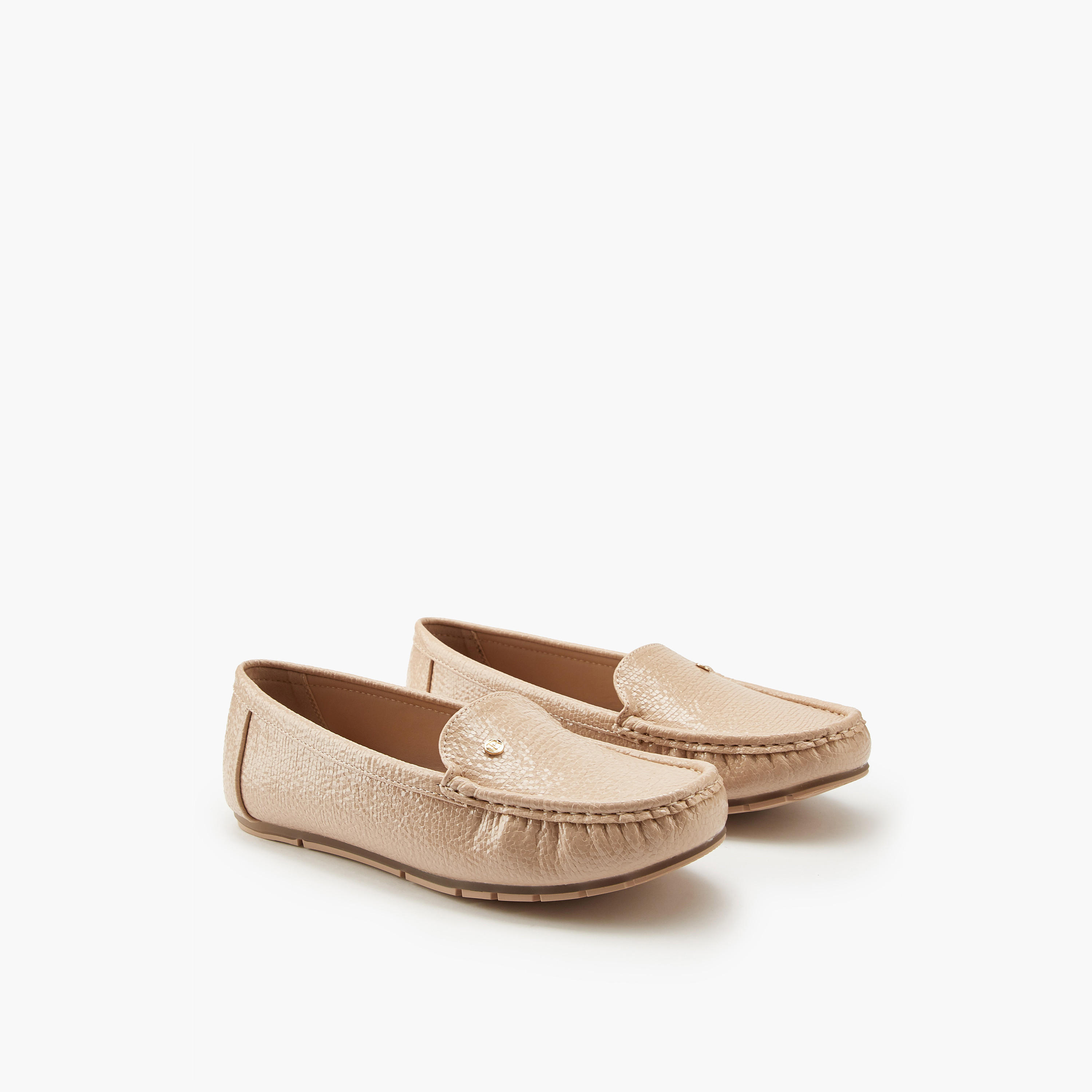 حذاء موكاسين سهل الارتداء وبارز الملمس من فلورا بيلا-women-shoes-loafersandmoccasins-image-1