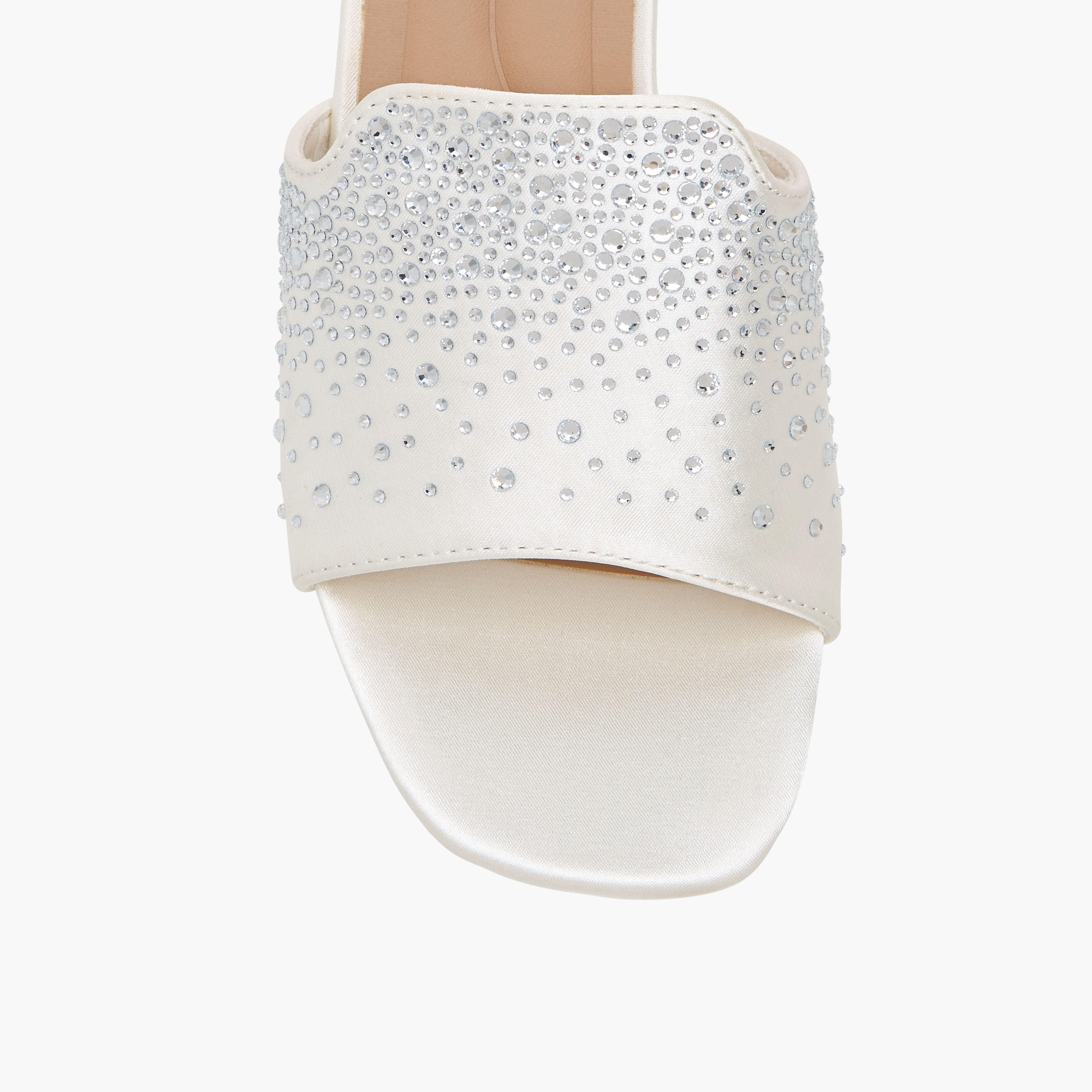 صندل بكعب سميك للنساء من فلورا بيلا-women-shoes-sandals-heeled-image-4